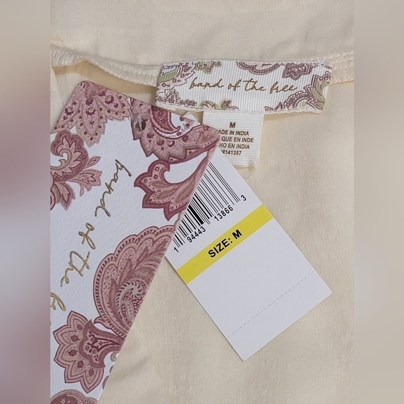 Band Of The Free Cash Top In Ivory Long Sleeve V-neck Top Size Medium - Picture 7 of 10